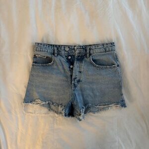 super cute Zara denim shorts!